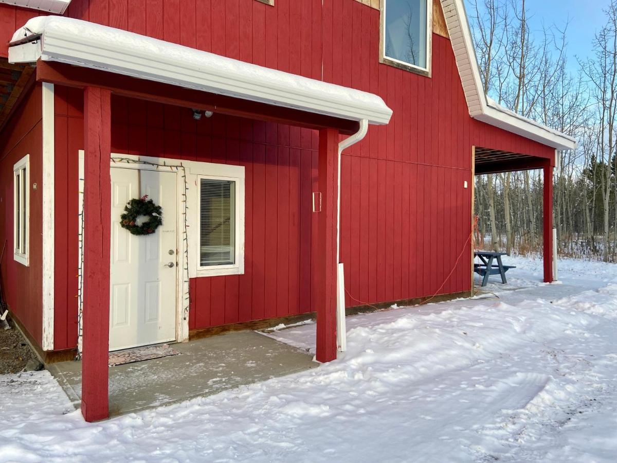 The Big Red Barn Daire Whitehorse Dış mekan fotoğraf